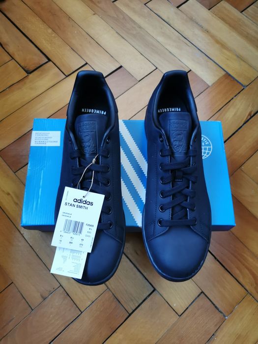 Продавам чисто нови оригинални маратонки Adidas Stan smith