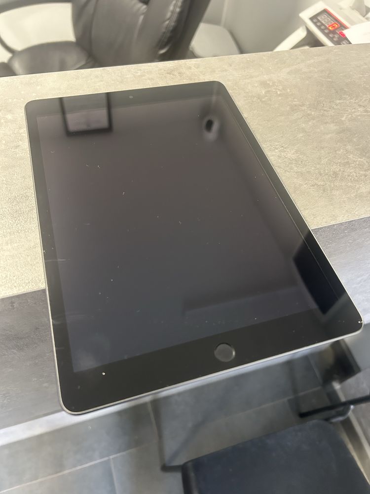 Ipad 9  256 гб Перфектен