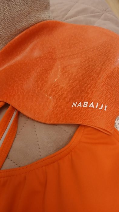 Дамски бански за плуване и шапка за 10лв