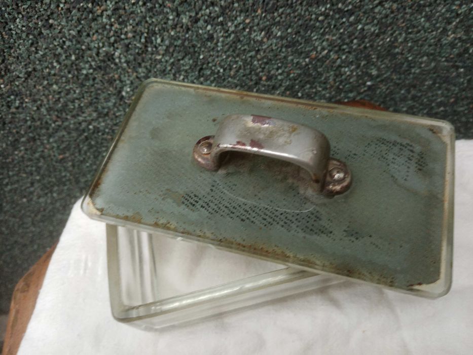 Антикварна стъкленица за стерилни материали. Ретро медицинско стъклено