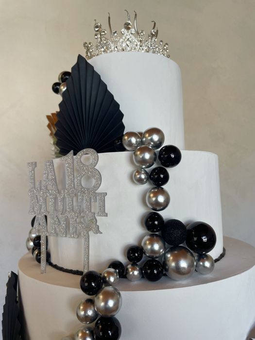 Machetă tort majorat