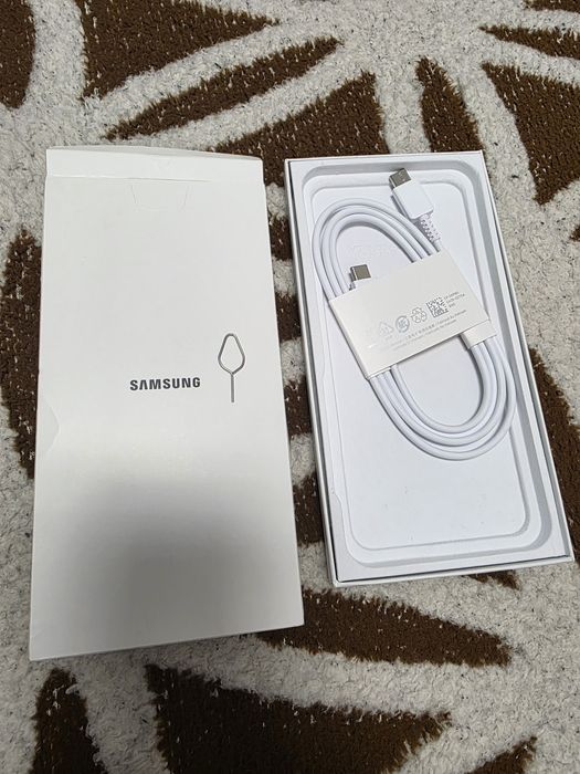 Samsung Galaxy A55 fullbox 10/10, și prin curier.