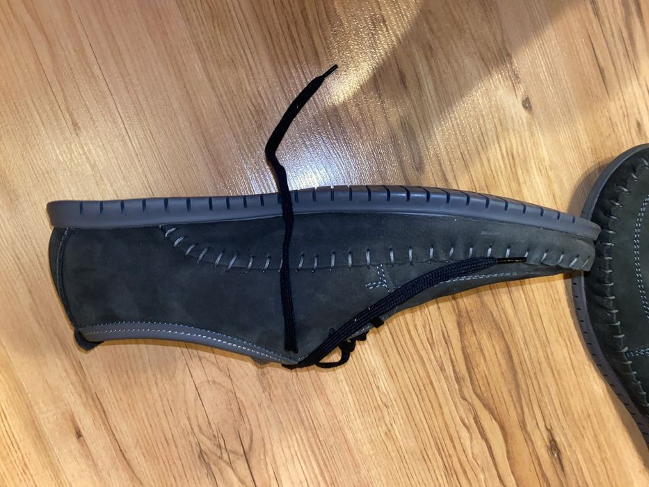 Чисто нови мъжки обувки