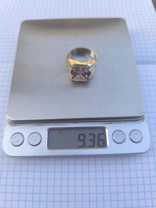 Продаю мужское кольцо