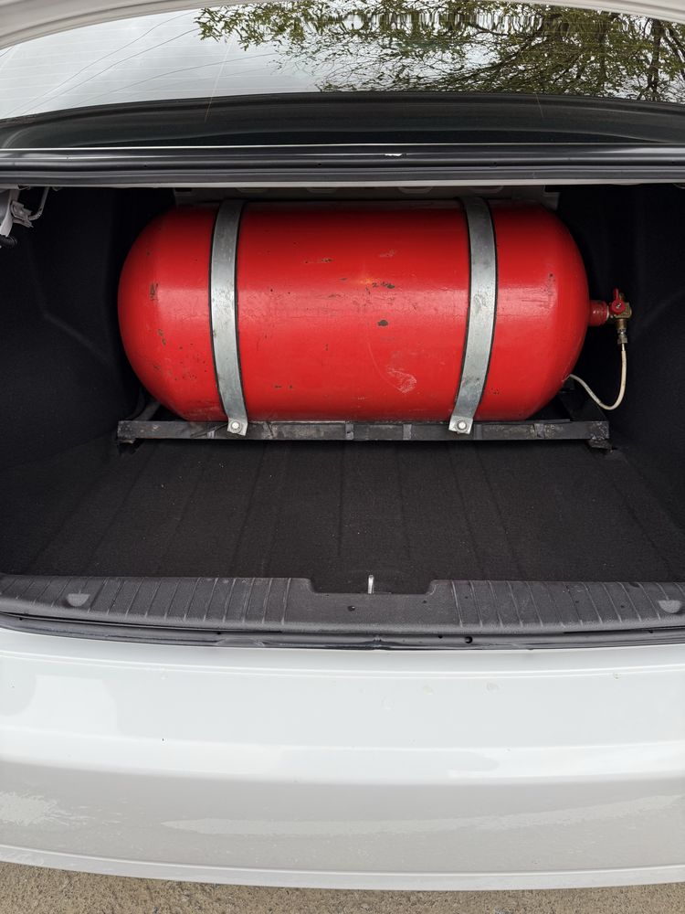 Chevrolet Jentra 3-P elegant plus Metan pakalena Yumshoq balon yangi