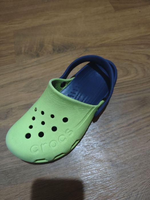 Продам кроксы оригинал