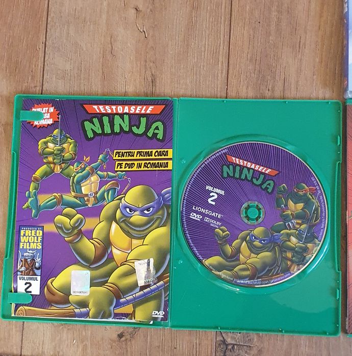 DVD tetiere + CD-uri cu desene