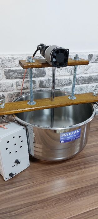 Amestecator automat cu oala de inox pentru zacusca, gemuri, ketchup et