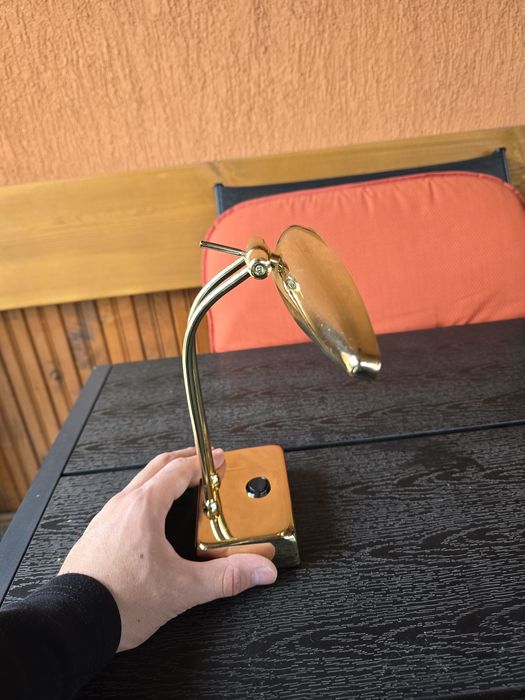 Лампа за стена, златна