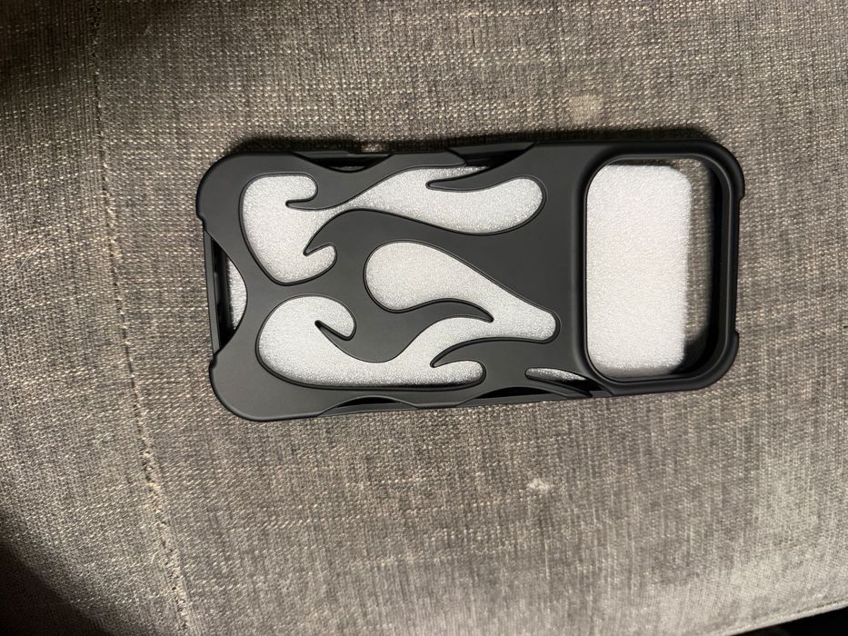 Кейс за Iphone 17 pro