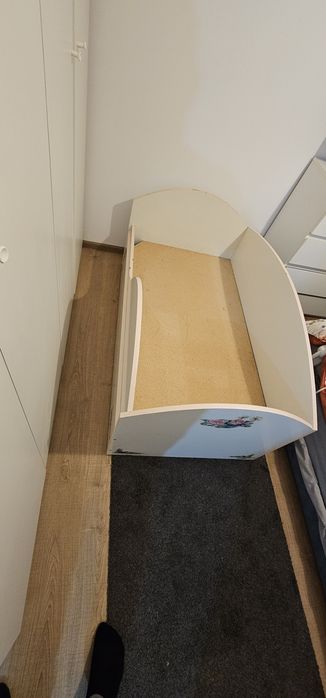 Pătut copil făcut la comanda