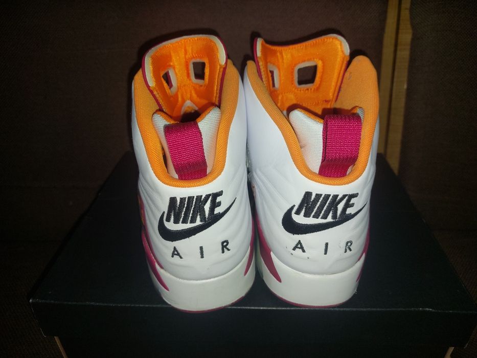 Adidasi jordan mvp