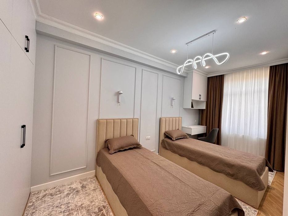 Яккасарай, Саламатина сдаю Хай-тек  квартиру! 3/3/9 110м2 всем можно!