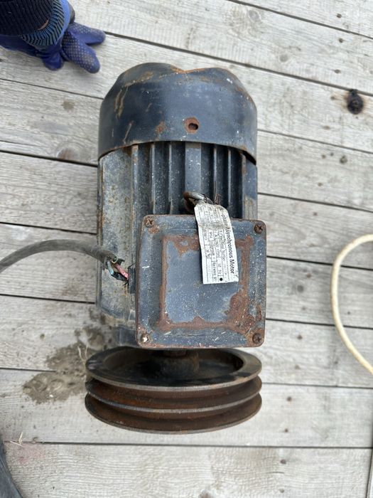 Мотор электро.