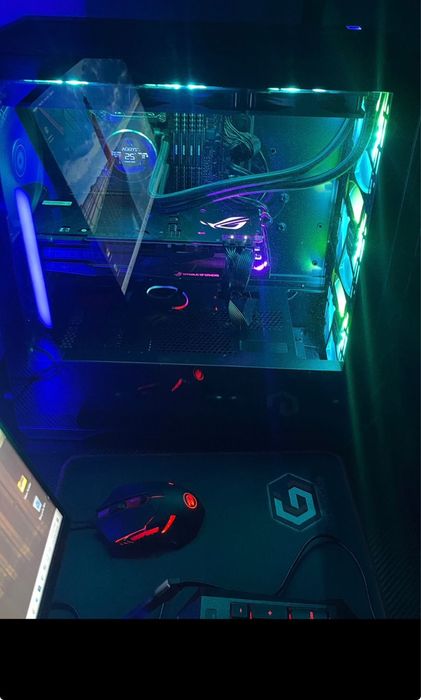 Pc gaming RTX 2080 OC 8 gb 32 GB ram i7 9700KF RGB Aio 360 black