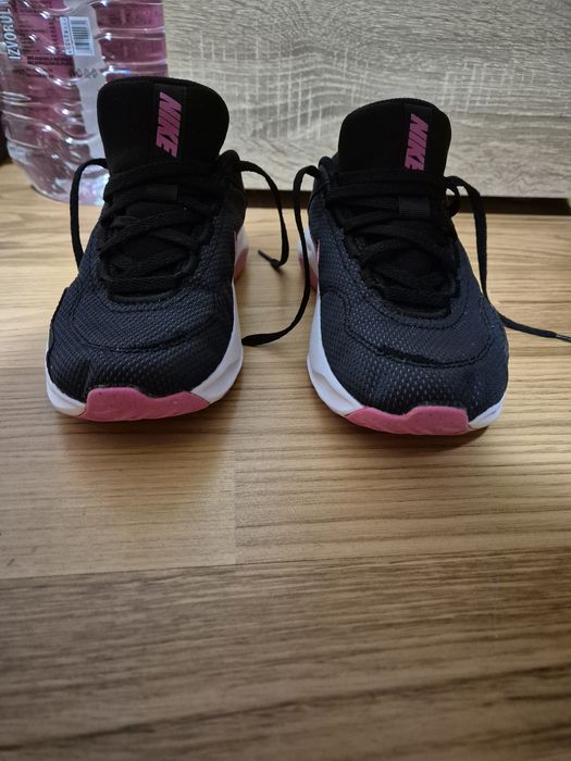 Pantofi fitness Dama NIKE Legend Essential 3