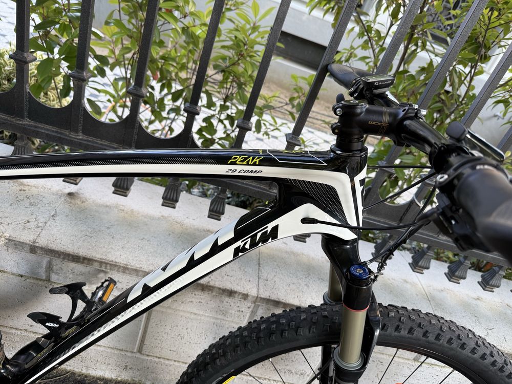 Bicicleta KTM 29’’ PEAK performance carbon