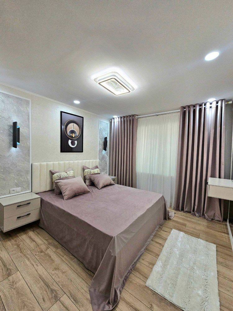 70кв.м кирпич Метро Хамза Мукимий Чиланзар 7 Балкон2*6 Продам 3-Комнат