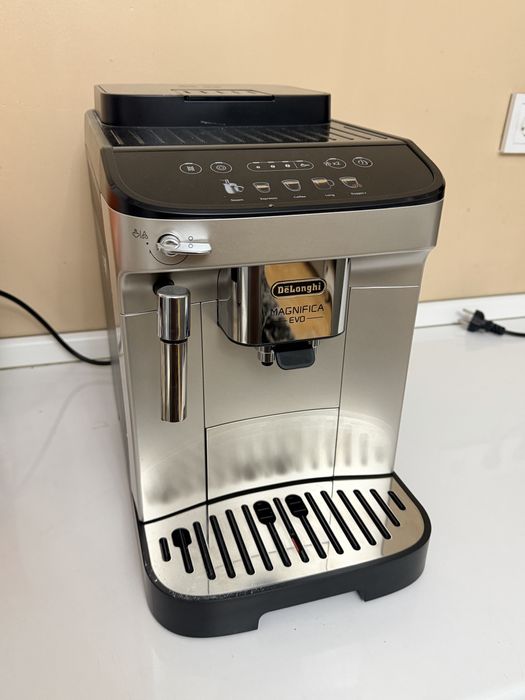 Кофемашина новый продам