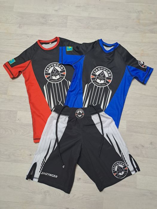 Джиу-джитсу форма , Рашгард