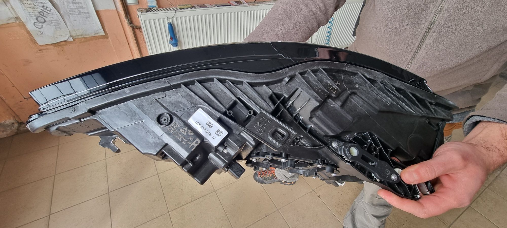 FAR partea dreaptă  audi nou