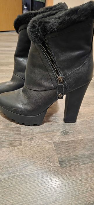 Дамски боти Guess