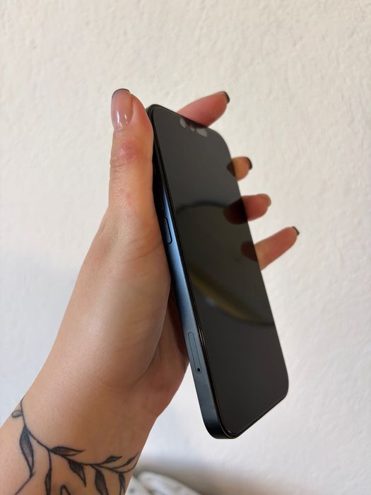 Айфон 13 чист, 128GB