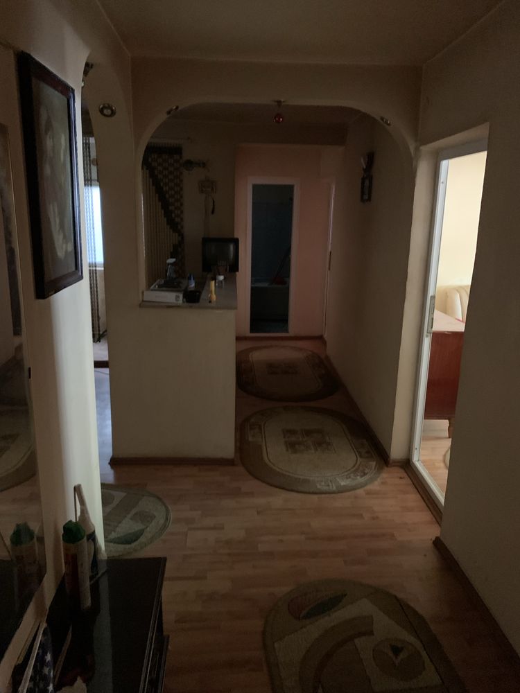 Apartament 3 camere decomandat