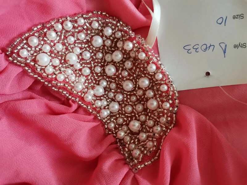Rochie-bluza Elise Ryan, roz cu detaliu perle, M, noua cu eticheta