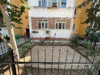 Квартира  1 этаж 3 4омнаты 77 серия