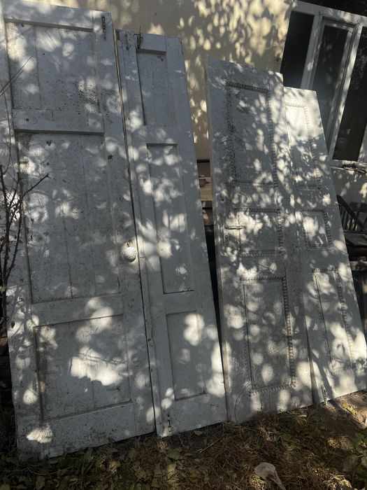 Eshik va oynalar sotiladi