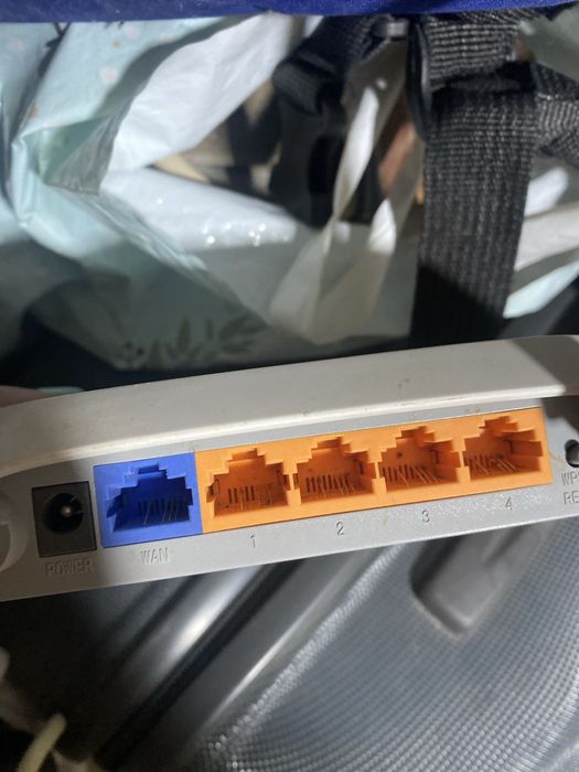 Вайфай роутер сотилади