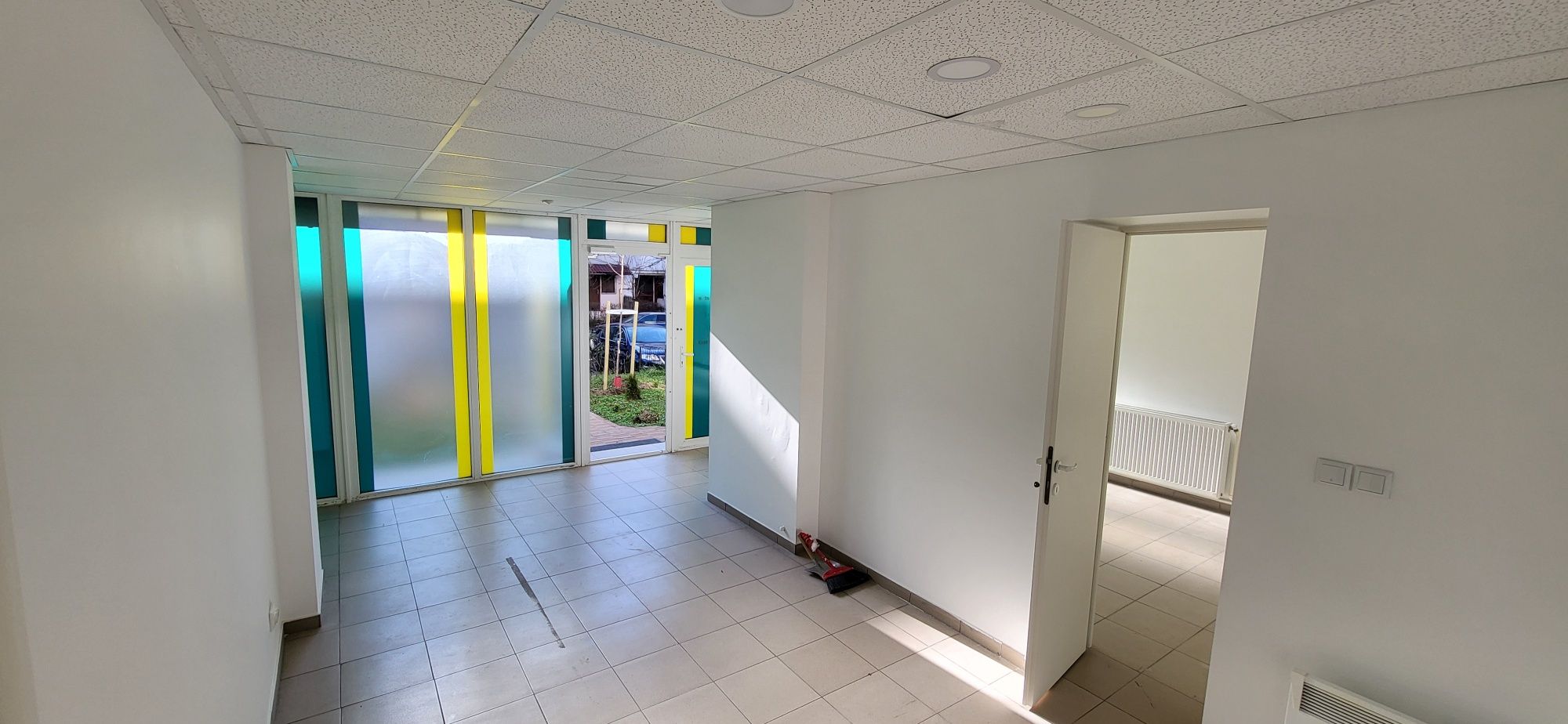 Vând sau închiriez spațiu comercial 50m/2  500€