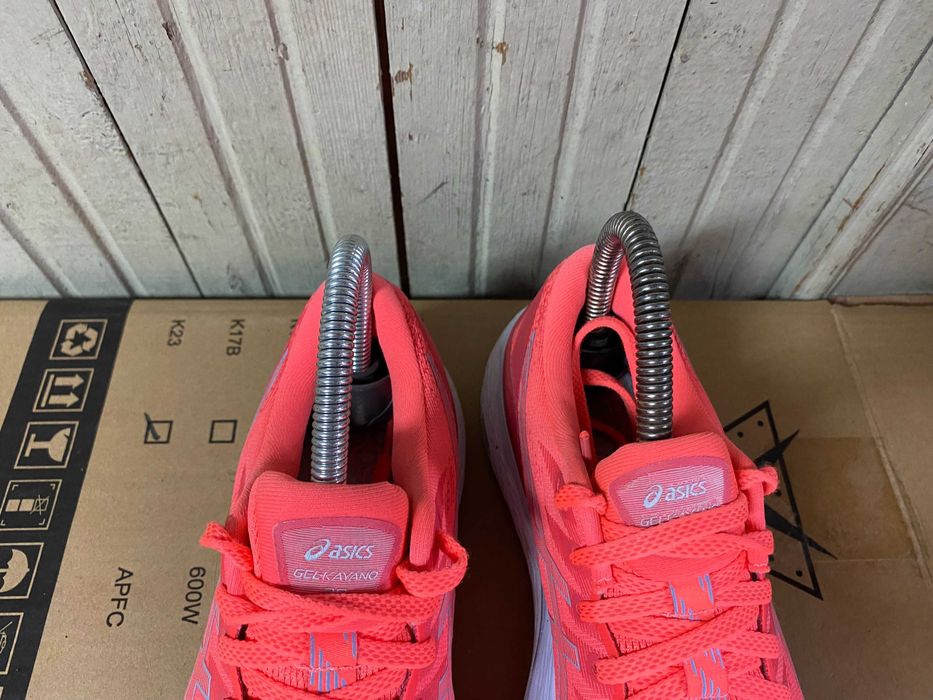 ''Asics Gel-Kayano 28''оригинални маратонки 37.5 номер
