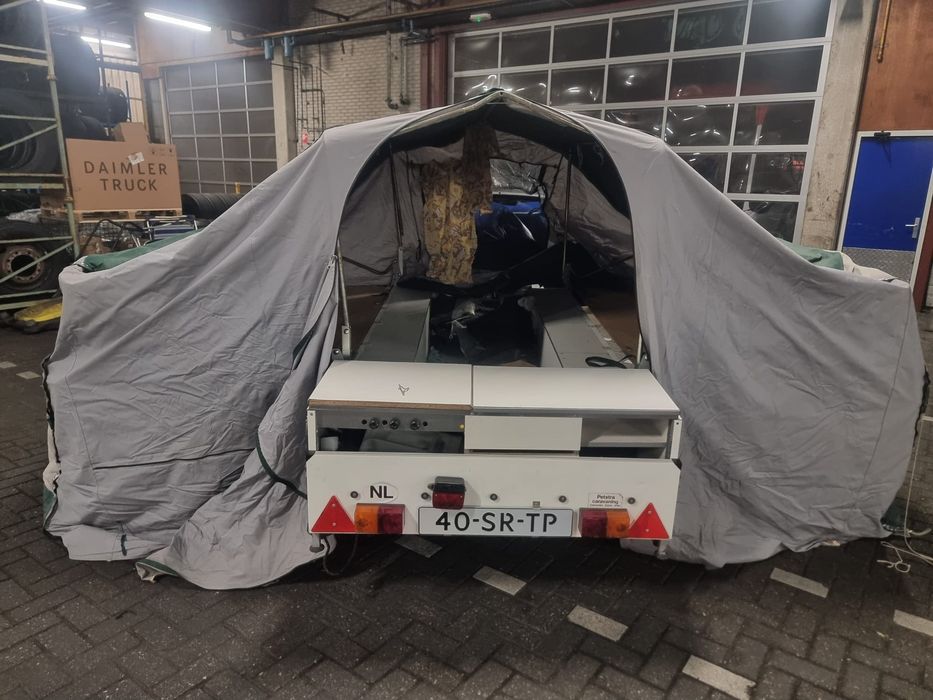 Remorca pliabila rulota