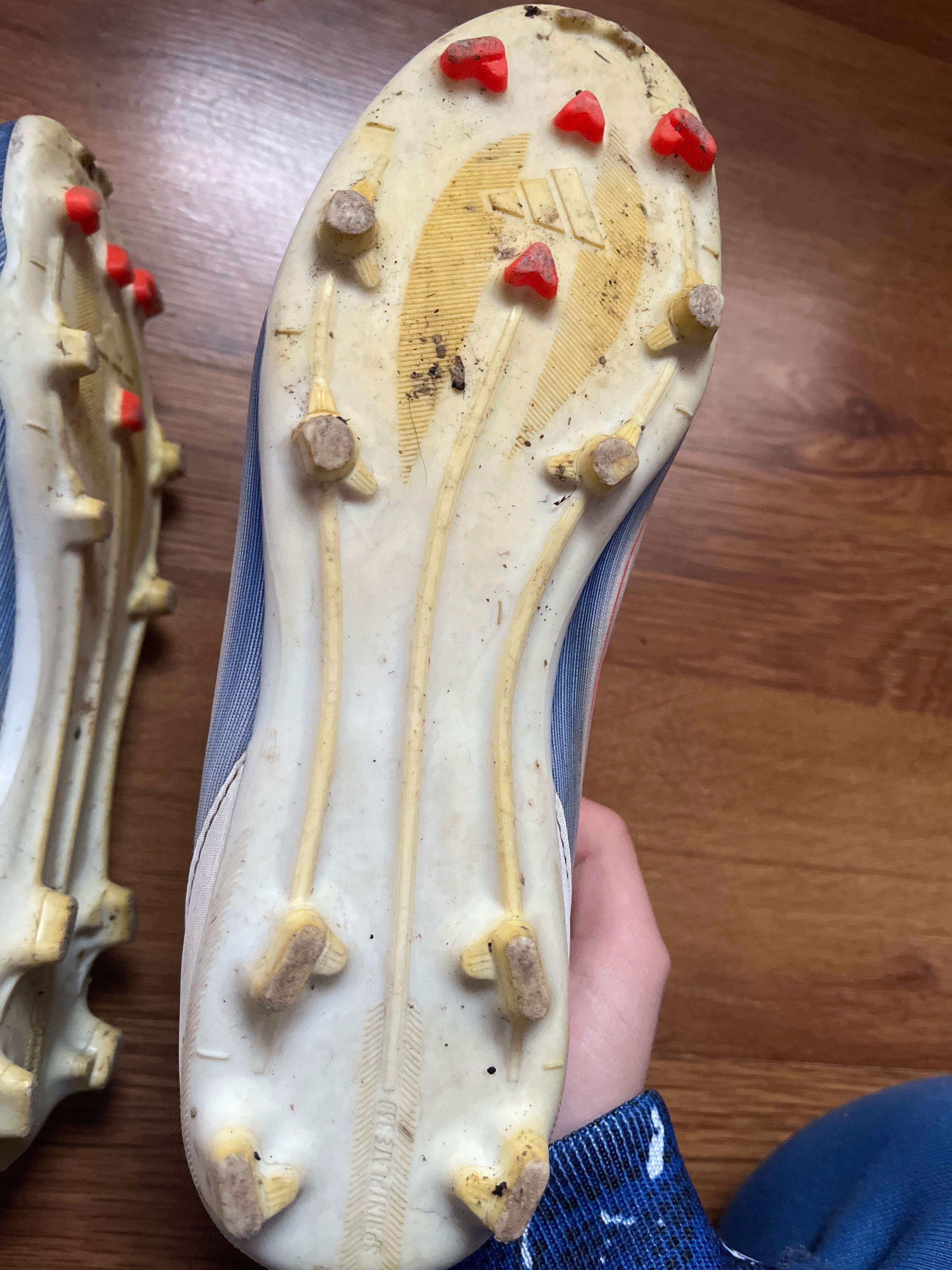 Бутонки Adidas f50