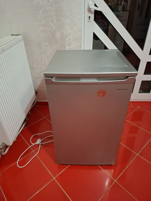 Frigider cu o usa SHARP