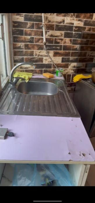 Ижарага уй берилади  минор  метро  шаройит  бор  250&