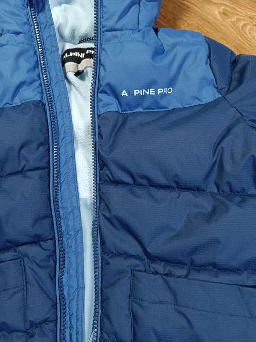 Зимно децки яке.