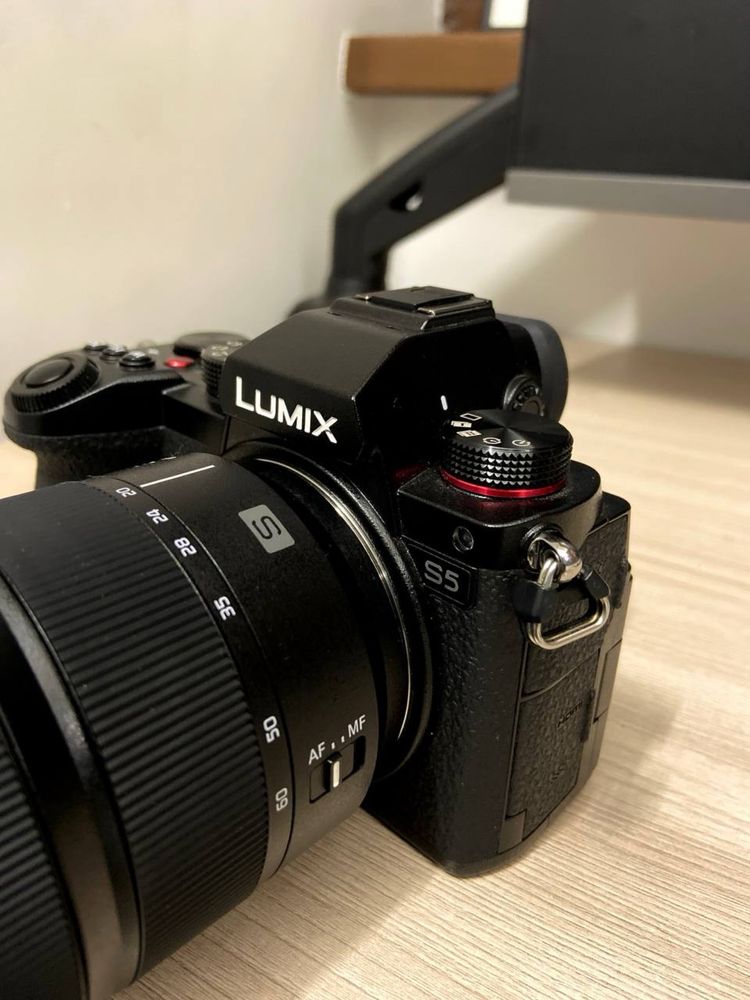Lumix S5 фотоаппарат