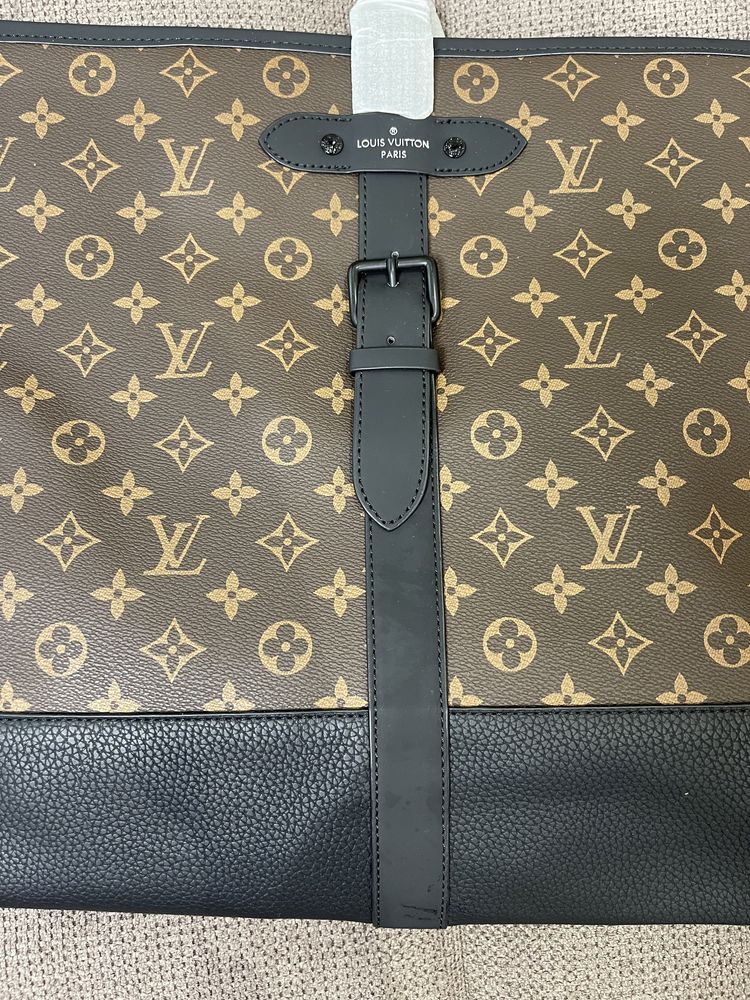 Чанта Louis Vuitton