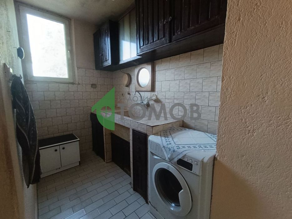 Продава се Четиристаен апартамент в с. Старозагорски бани, Област Стара Загора - 110 кв.м за 796 €/кв.м - Снимка #5