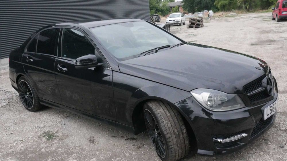 Mercedes-Benz C-Class 204  НА ЧАСТИ В ОПИСАНИЕТО