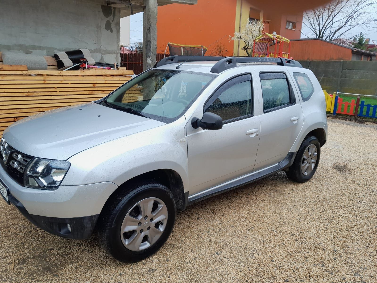 Dacia Duster 2015