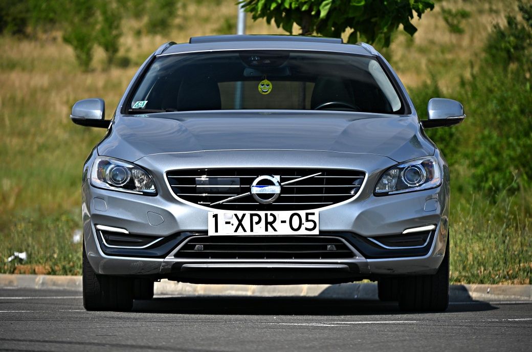 VOLVO V 60  D6 Plug In Hybrid 4X4