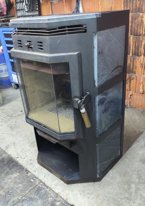 Șemineu 9 kw de vânzare.