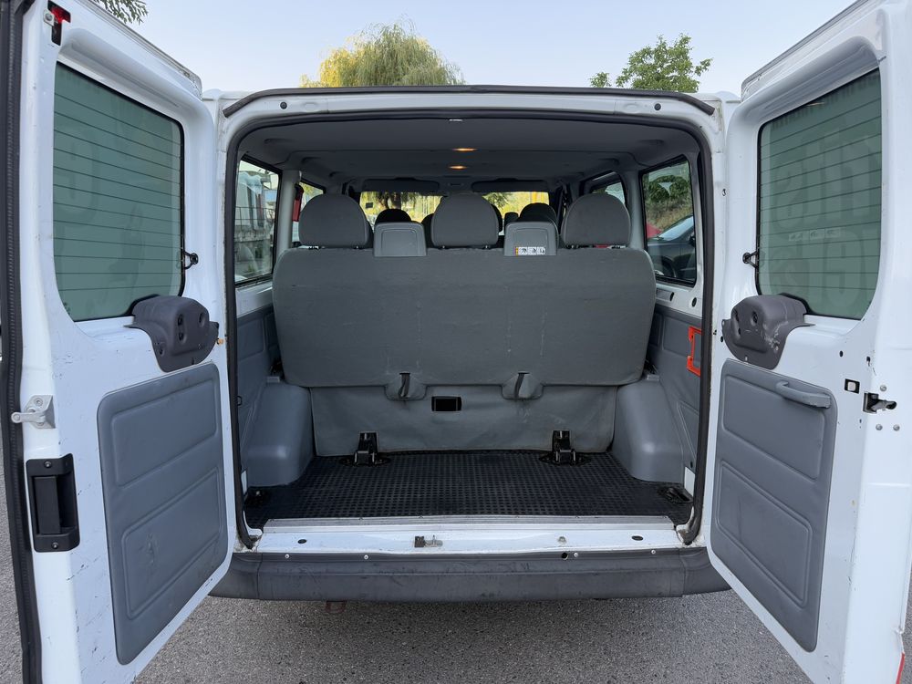 Ford Transit 8+1 Locuri 101 Cp Euro 5