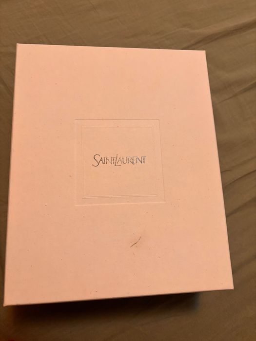 Оригинална чанта на Saint laurent