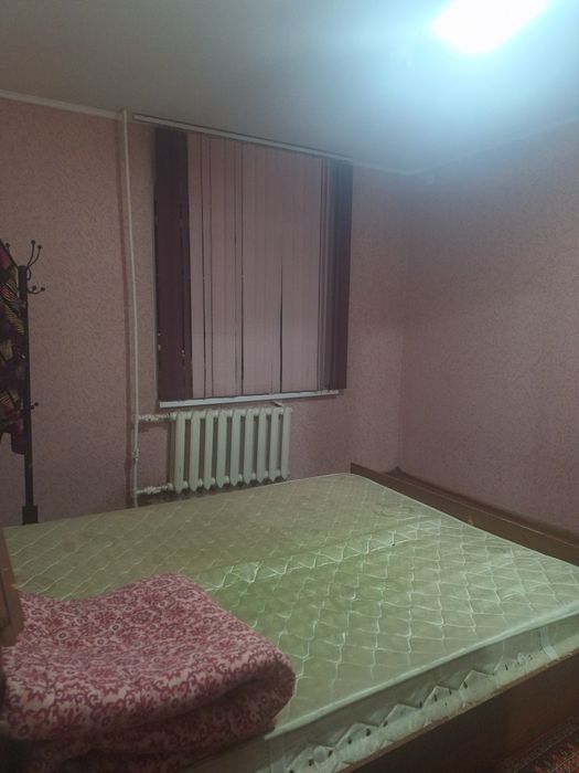 Квартира ижорага берилади 1этаж 2хоналик  Мезон маркет