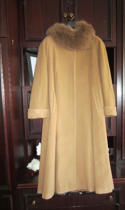 Дамско палто на "Carlot Corp" Италия